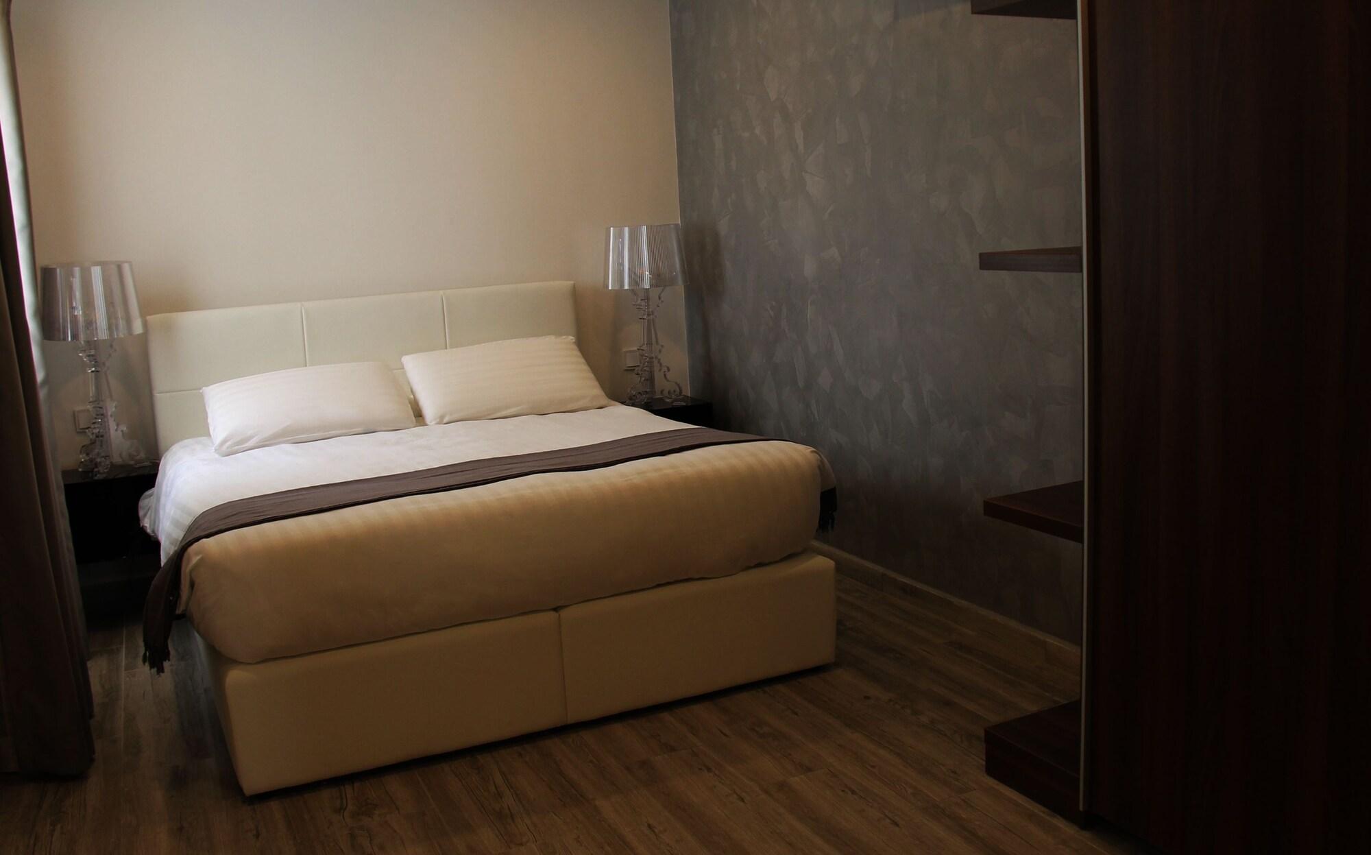 Adelphi Boutique Hotel 拉巴特 外观 照片