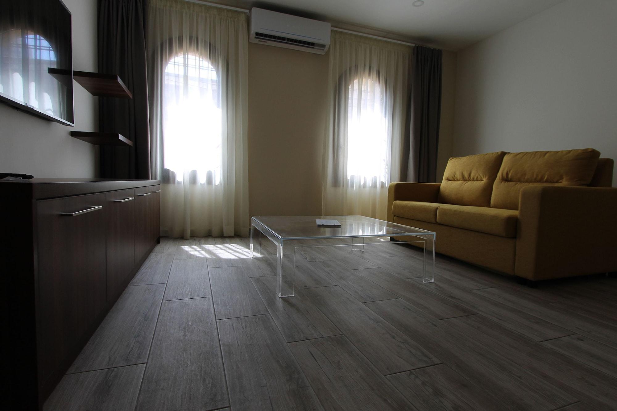 Adelphi Boutique Hotel 拉巴特 外观 照片