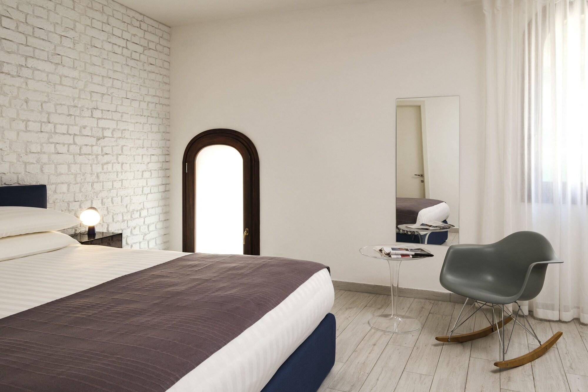 Adelphi Boutique Hotel 拉巴特 外观 照片