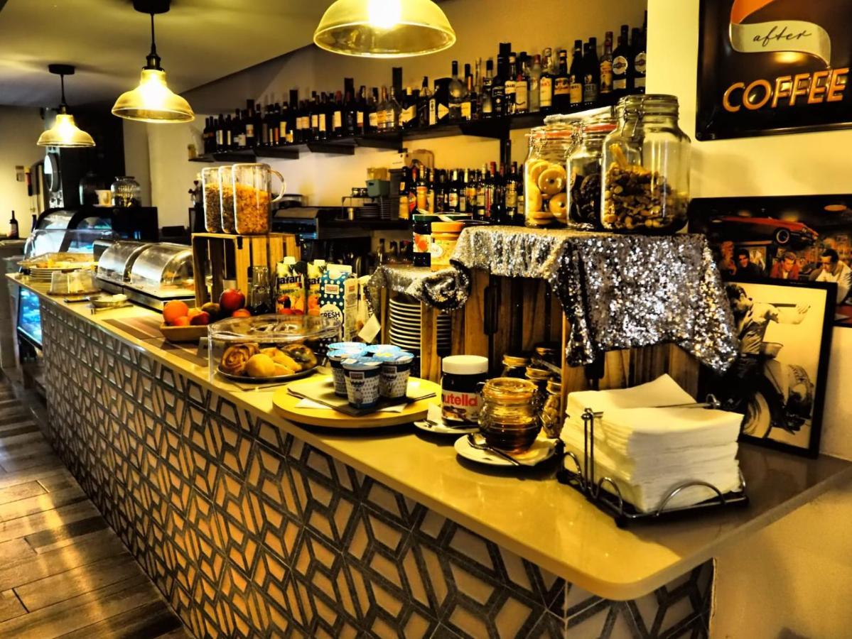 Adelphi Boutique Hotel 拉巴特 外观 照片