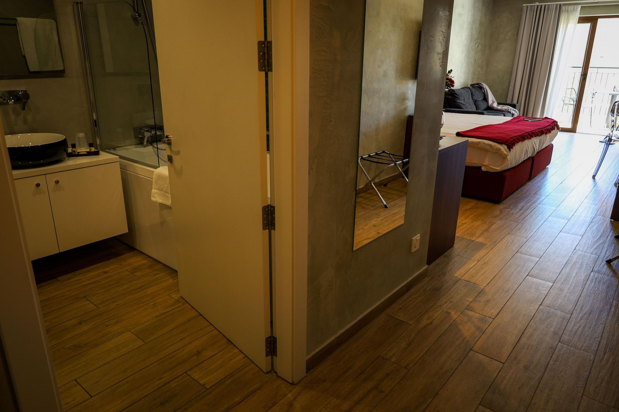 Adelphi Boutique Hotel 拉巴特 外观 照片