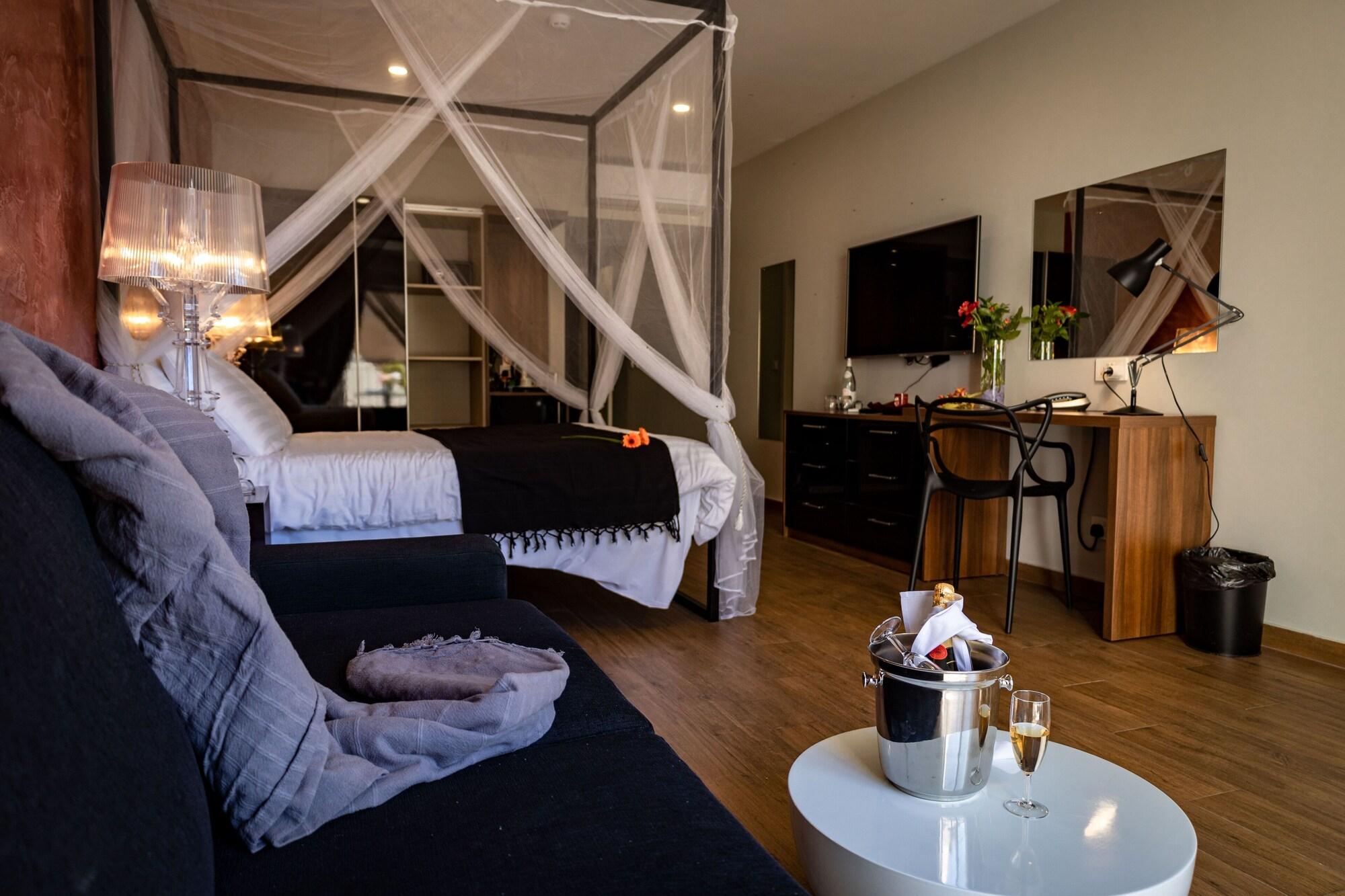 Adelphi Boutique Hotel 拉巴特 外观 照片