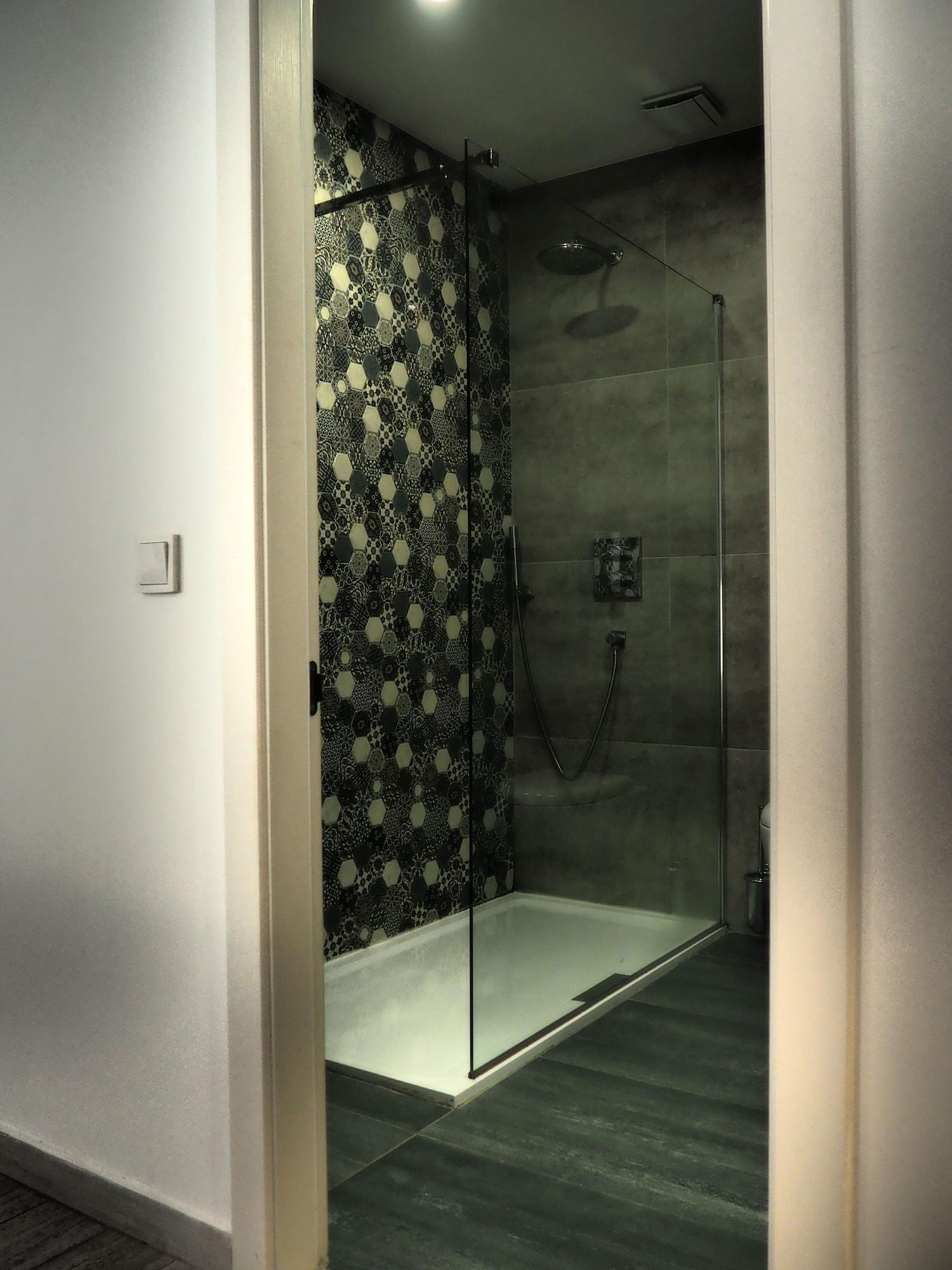 Adelphi Boutique Hotel 拉巴特 外观 照片